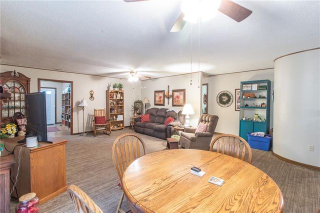403 W Chestnut Street, Holden, MO 64040
