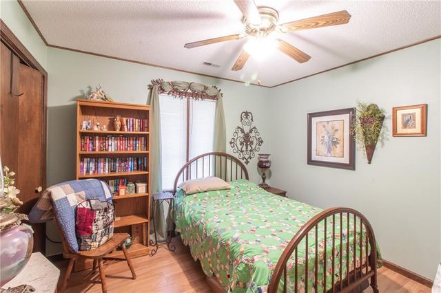 403 W Chestnut Street, Holden, MO 64040