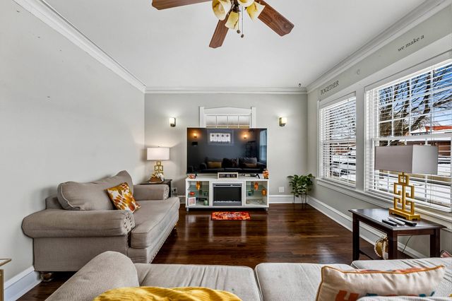 1412 S 14th Avenue, Maywood, IL 60153