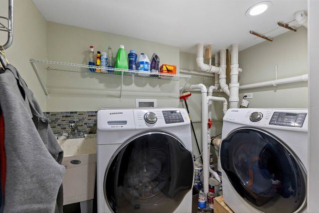 1412 S 14th Avenue, Maywood, IL 60153