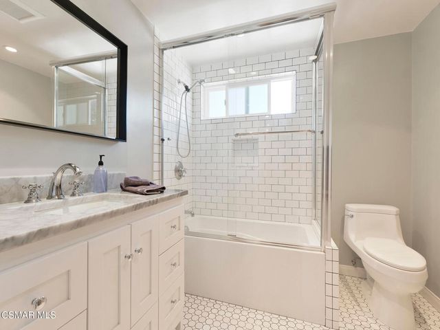 1092 La Cresta Drive, Thousand Oaks, CA 91362
