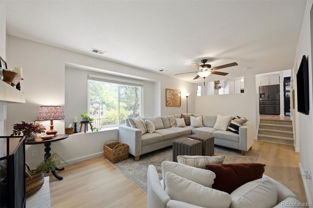 Image 16 of property listing at 5774 S Jebel Way, Centennial, CO 80015