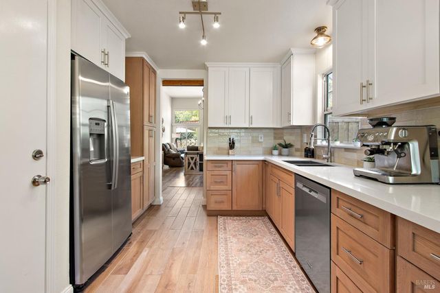 70 Marina Ridge Ct, Vallejo, CA 94591