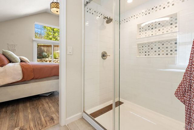 70 Marina Ridge Ct, Vallejo, CA 94591