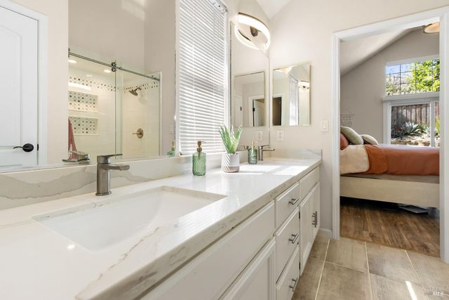 70 Marina Ridge Ct, Vallejo, CA 94591