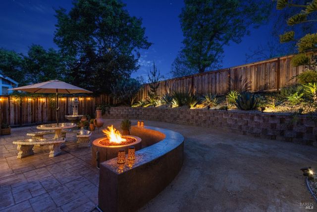 70 Marina Ridge Ct, Vallejo, CA 94591