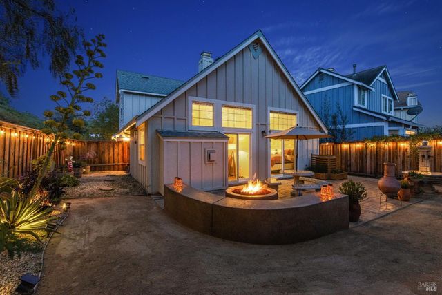 70 Marina Ridge Ct, Vallejo, CA 94591