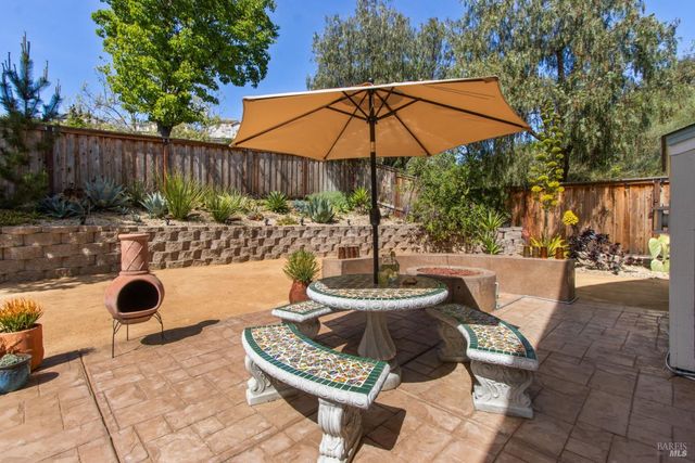 70 Marina Ridge Ct, Vallejo, CA 94591