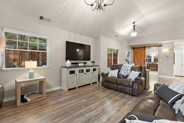 70 Marina Ridge Ct, Vallejo, CA 94591