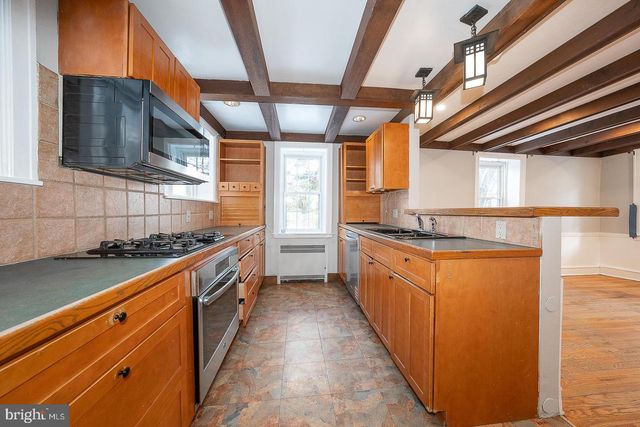 625 CHELTEN HILLS DR, Elkins Park, PA 19027