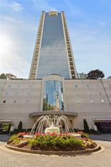 2828 Peachtree NW Road 1704, Atlanta, GA 30305