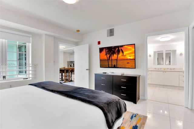1250 Ocean Dr 2N, Miami Beach, FL 33139