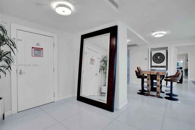 1250 Ocean Dr 2N, Miami Beach, FL 33139