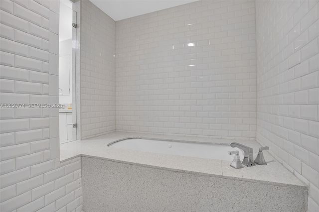 1250 Ocean Dr 2N, Miami Beach, FL 33139