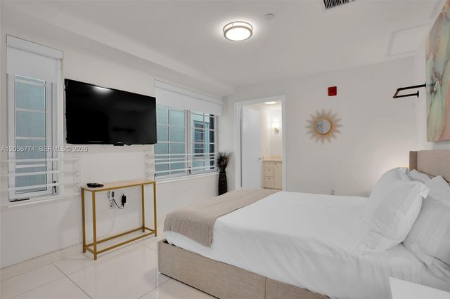 1250 Ocean Dr 2N, Miami Beach, FL 33139