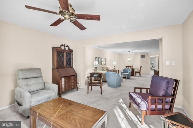 20 PEPPERGRASS DR N, Mt Laurel, NJ 08054