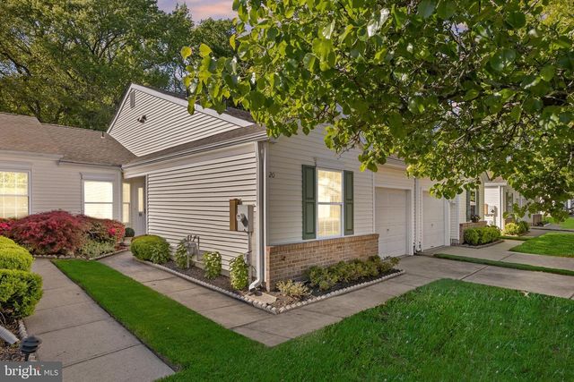 20 PEPPERGRASS DR N, Mt Laurel, NJ 08054