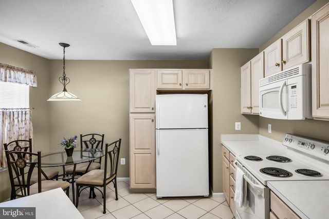 20 PEPPERGRASS DR N, Mt Laurel, NJ 08054