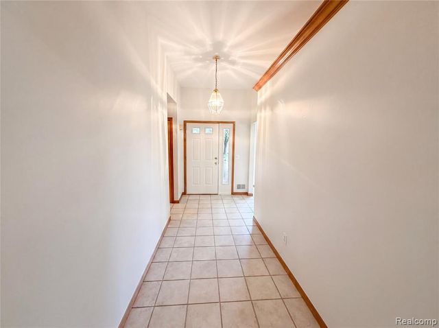 52186 Jacqueline Court, Macomb, MI 48042
