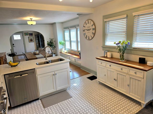 60 N Kenyon Street, Indianapolis, IN 46219