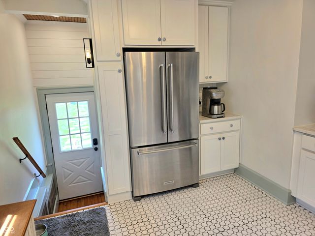 60 N Kenyon Street, Indianapolis, IN 46219