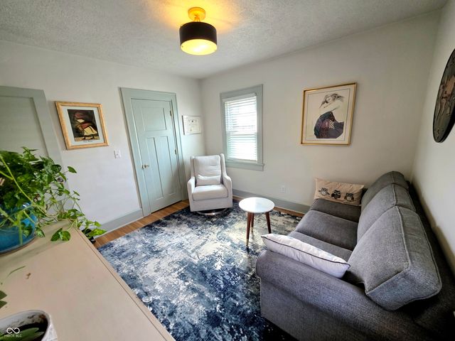 60 N Kenyon Street, Indianapolis, IN 46219