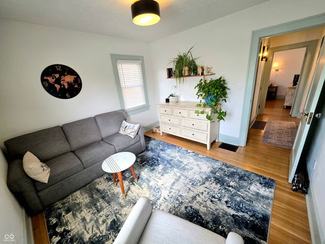 60 N Kenyon Street, Indianapolis, IN 46219