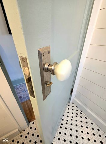 60 N Kenyon Street, Indianapolis, IN 46219