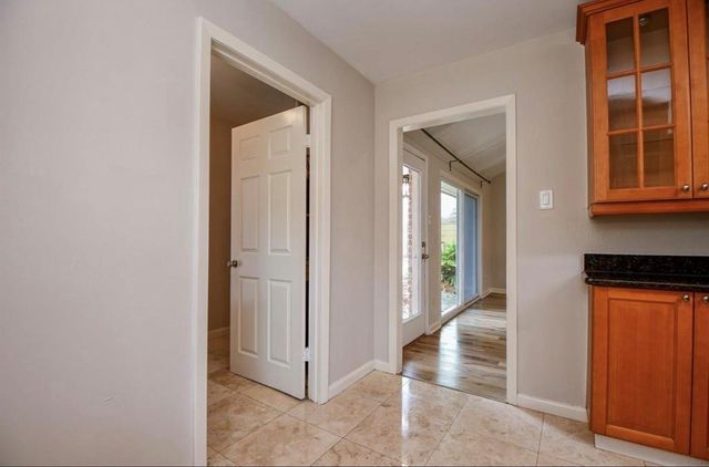 10706 Inwood Drive, Houston, TX 77042