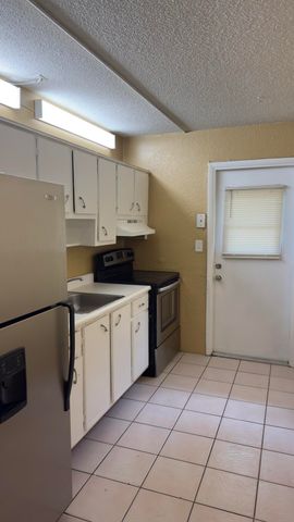 5630 NW 15th Street, Lauderhill, FL 33313