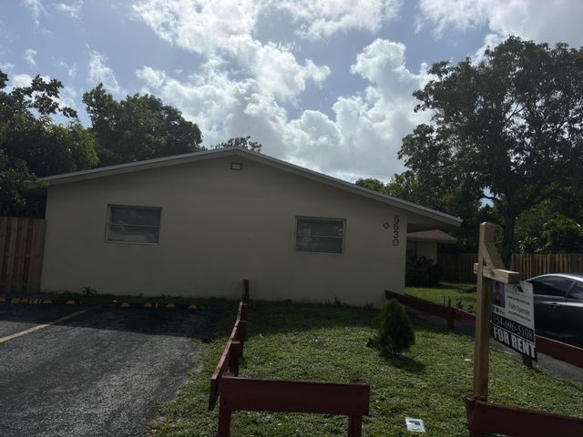5630 NW 15th Street, Lauderhill, FL 33313