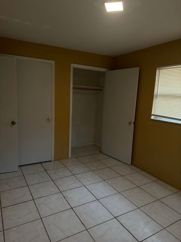 5630 NW 15th Street, Lauderhill, FL 33313