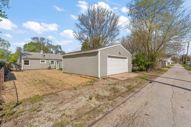 11 N Guyer Street, Hobart, IN 46342
