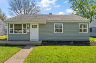 11 N Guyer Street, Hobart, IN 46342