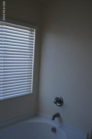 9133 S Whispering Pine Drive, Tucson, AZ 85756