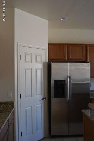 9133 S Whispering Pine Drive, Tucson, AZ 85756