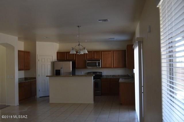 9133 S Whispering Pine Drive, Tucson, AZ 85756