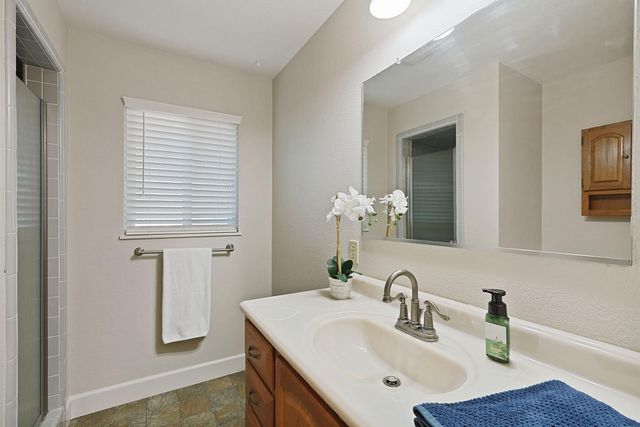 610 W Tokay St, Lodi, CA 95240