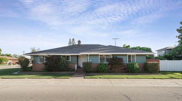 610 W Tokay St, Lodi, CA 95240