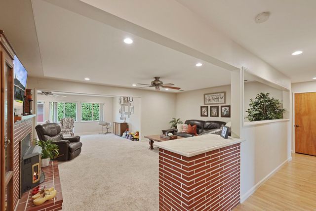 610 W Tokay St, Lodi, CA 95240