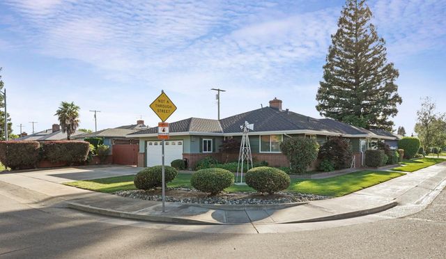 610 W Tokay St, Lodi, CA 95240