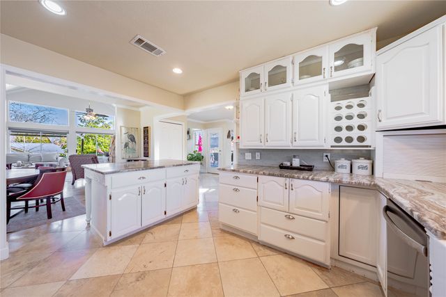 117 Azalea Court, Trinidad, TX 75163