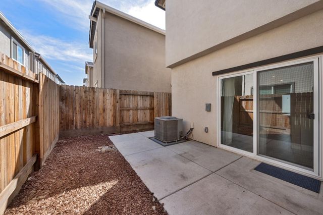 2736 Bedell St, Lincoln, CA 95648