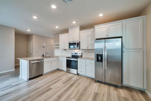 2736 Bedell St, Lincoln, CA 95648