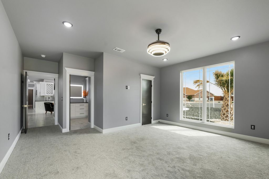 Image 23 of property listing at 5201 Riviera Lane, San Angelo, TX 76904