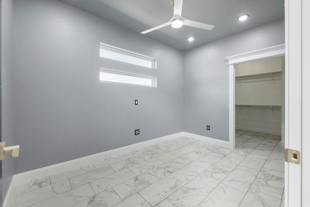 Image 32 of property listing at 5201 Riviera Lane, San Angelo, TX 76904