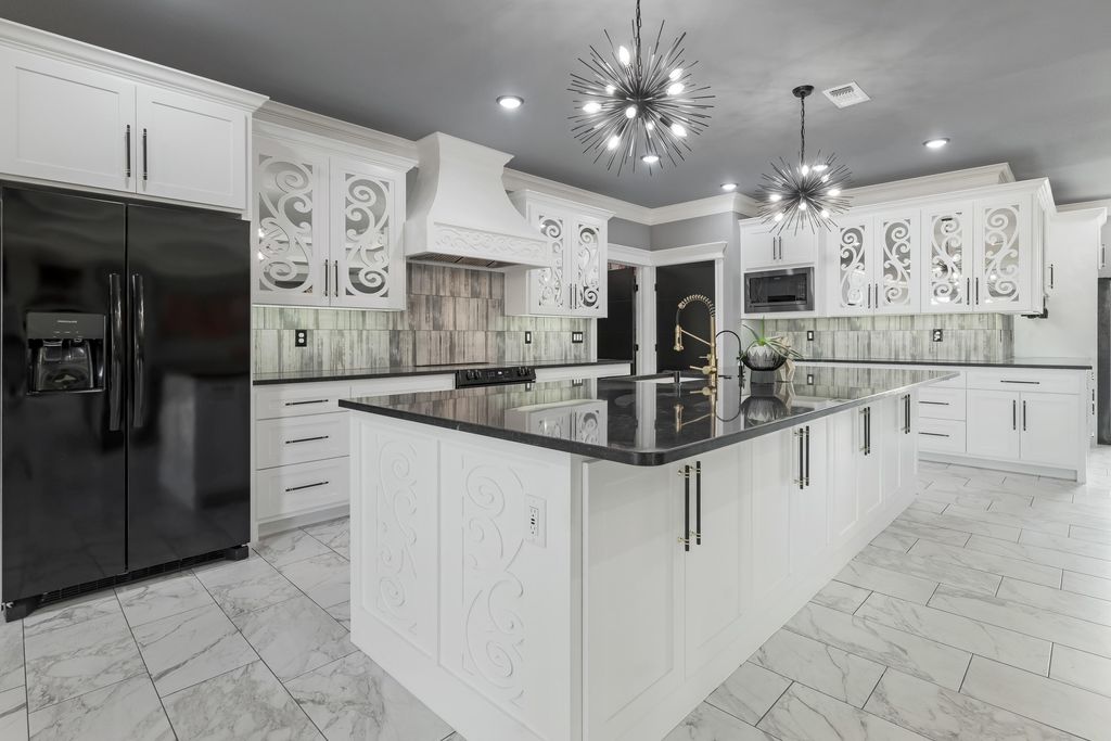 Image 35 of property listing at 5201 Riviera Lane, San Angelo, TX 76904