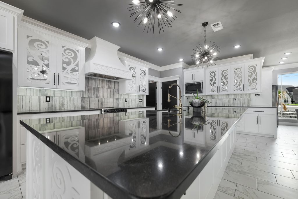Image 44 of property listing at 5201 Riviera Lane, San Angelo, TX 76904