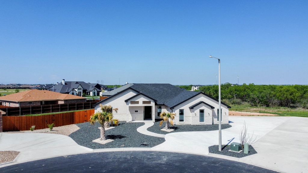 Image 48 of property listing at 5201 Riviera Lane, San Angelo, TX 76904