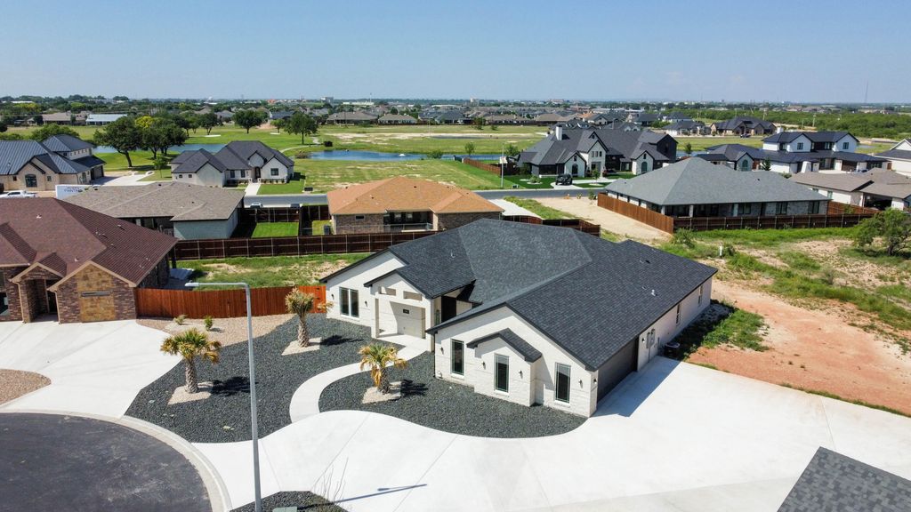 Image 49 of property listing at 5201 Riviera Lane, San Angelo, TX 76904